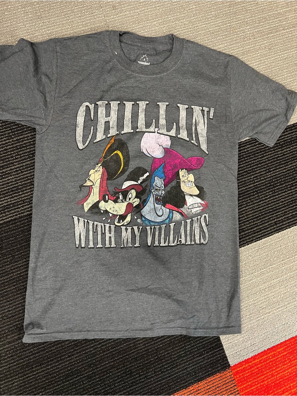 Disney Gray "Chillin' With My Villains" UNISEX Graphic Tee